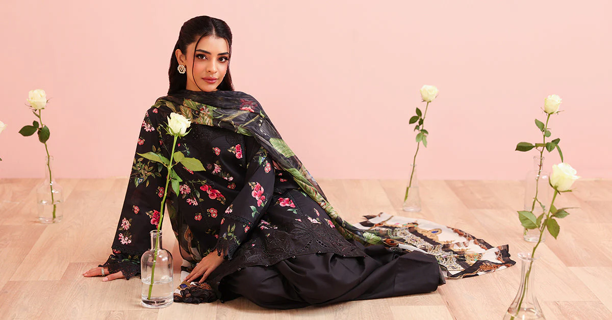 3 Piece Embroidered Cotton Suit - Image 8